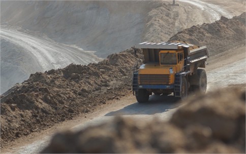 山東八部門聯(lián)合下發(fā)超低排放改造實(shí)施方案，礦山揚(yáng)塵控制迫在眉睫